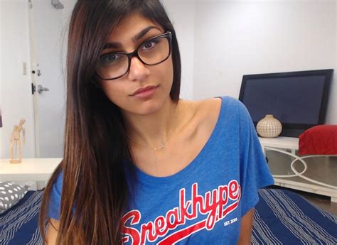 mia khalifa divorce